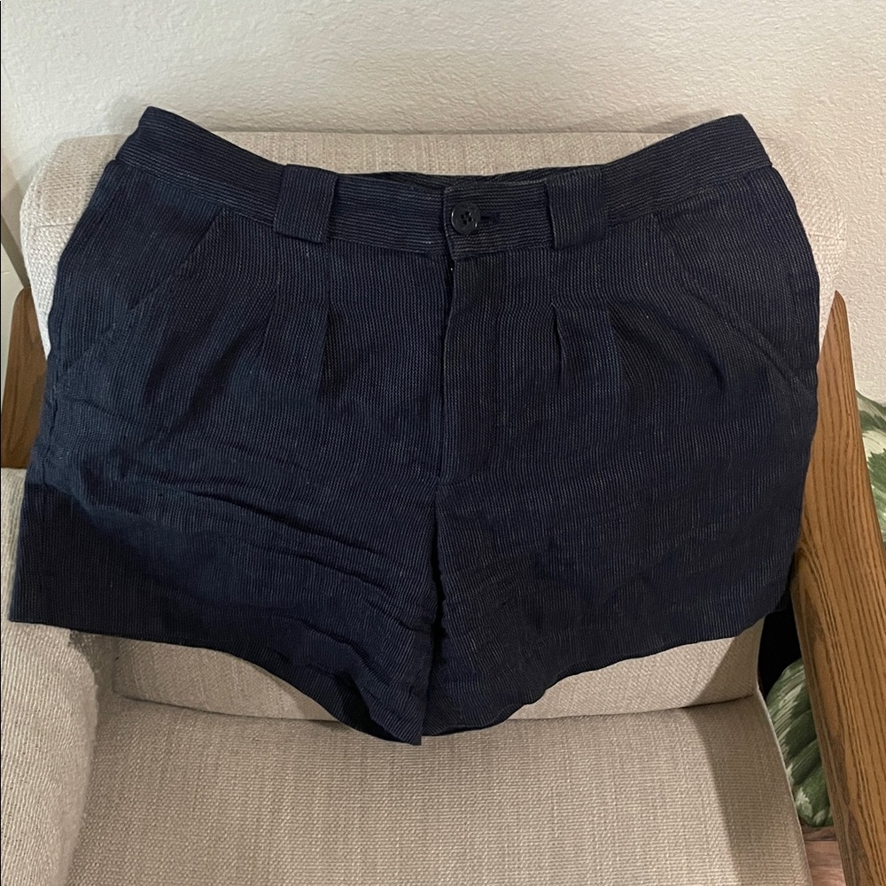 A.P.C. Dark Navy High-Waist Pleated Women's Shorts